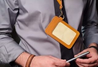 holder dlja id karty ot caspia leather vykrojki izdelij iz kozhi 3536e70.jpg