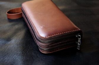 vykrojka koshelka zippera s dvumja otdelenijami pod smartfon pasport i karty 7dff053.jpg